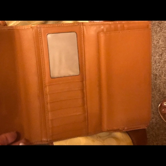 Coach hand bag wallet set - Picture 3 of 3